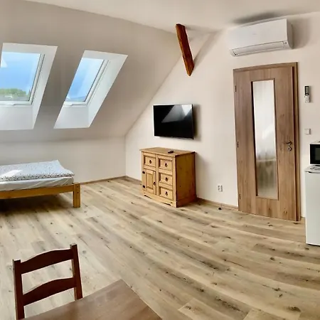 Apartment Statek Bezdedice *